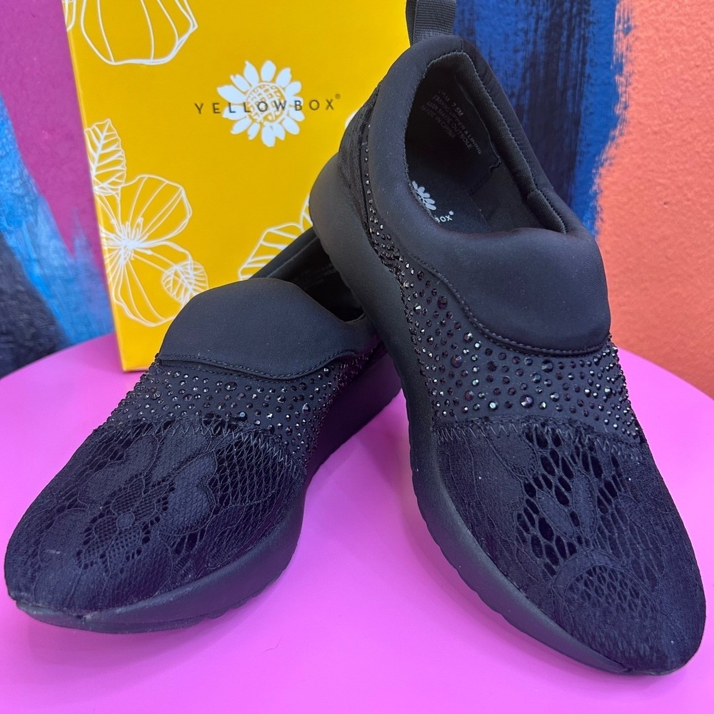 Yellow Box Womens 7.5 Liam Slip On Sneakers Black Lace Rhinestone NIB‎